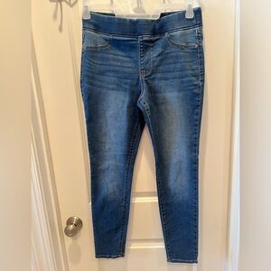 Old Navy pull on skinny jeans Rockstar jeggings size 10 short